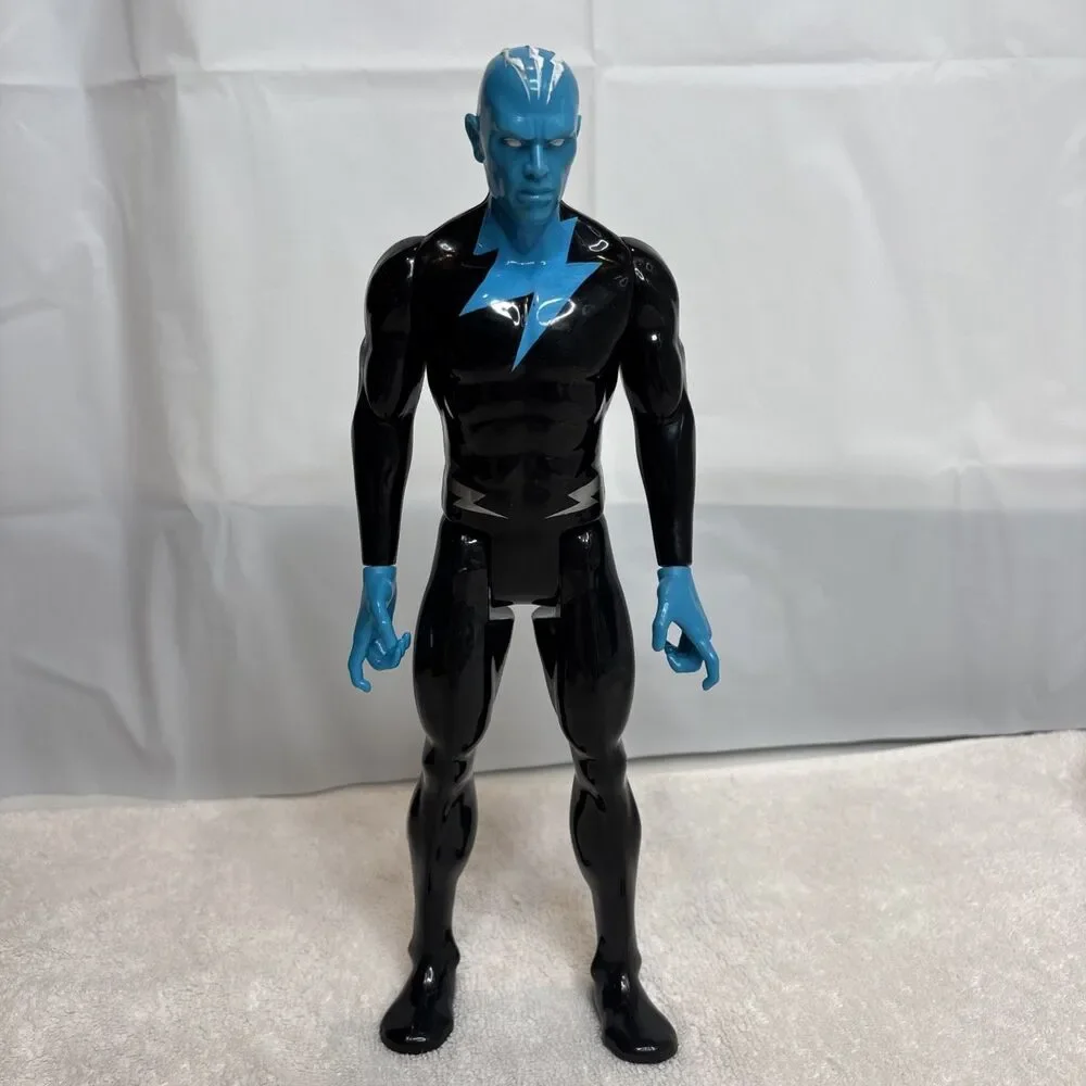 2014 Hasbro Marvel Avengers Titan Hero Series Electro 12